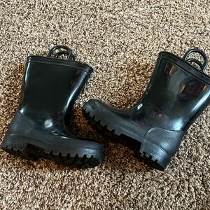 Size 5c rain boots